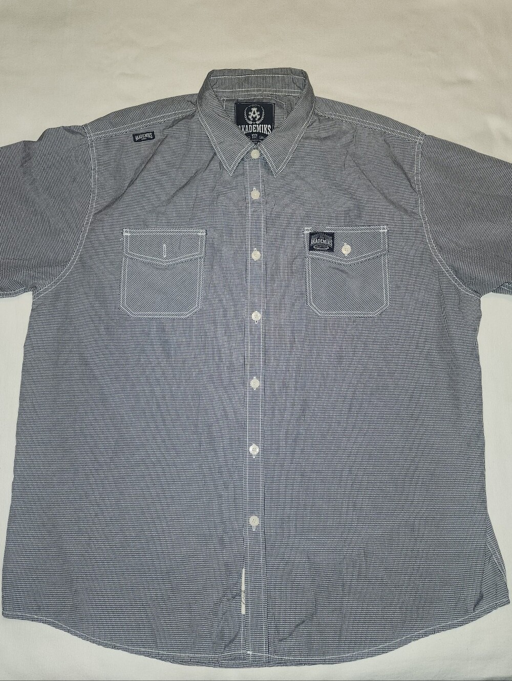 Akademiks casual button down